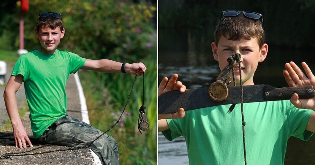 untitled design 2019 08 29t130723 652.png?resize=1200,630 - Schoolboy Who Loves Magnet Fishing Reeled In A Set Of Guns And Grenades