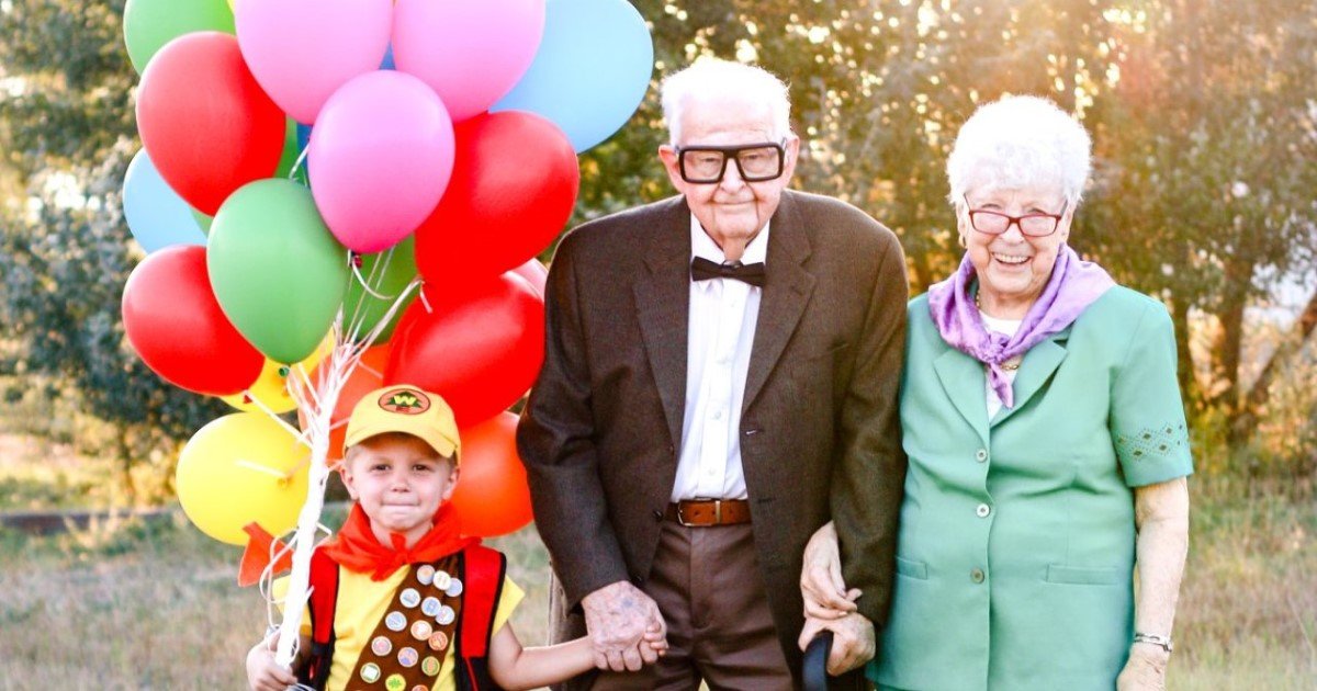 a 69.jpg?resize=412,275 - A 5 Year Old Posed For Up-Themed Photoshoot With His Grandparents