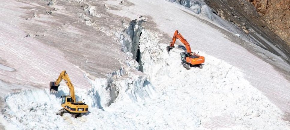 glacier.jpg?resize=412,275 - Le glacier Pitzal, en Autriche, n'est pas détruit pour agrandir une station de ski