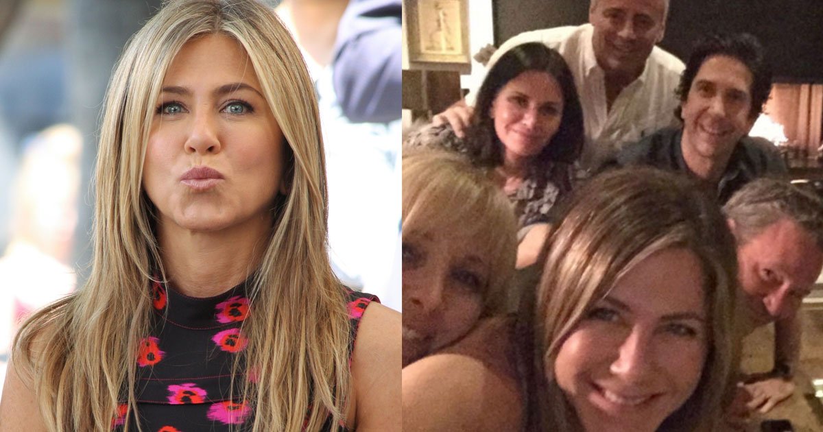 jennifer aniston broke instagram with her debut and friends reunion photo.jpg?resize=412,275 - Jennifer Aniston Literally 'Broke' Instagram With Her Debut