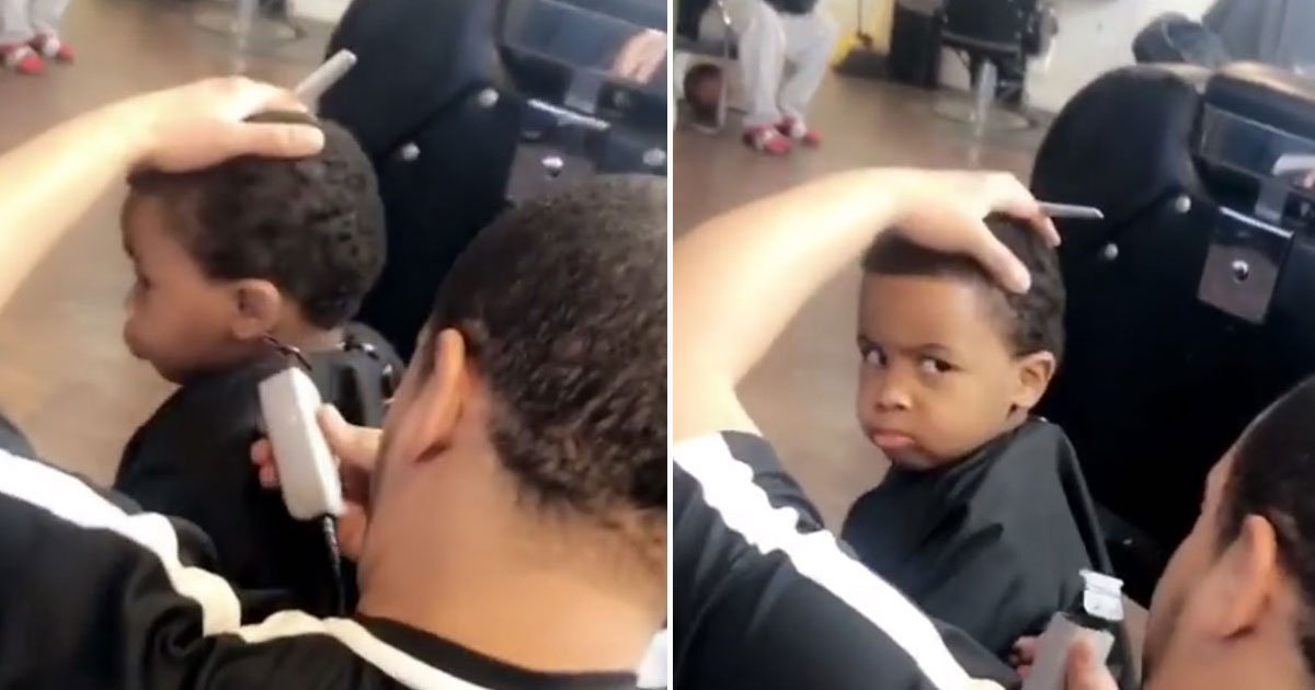 kids reaction getting haircut.jpg?resize=1200,630 - Vidéo d'un bambin se mettant en colère contre le coiffeur qui lui coupe les cheveux