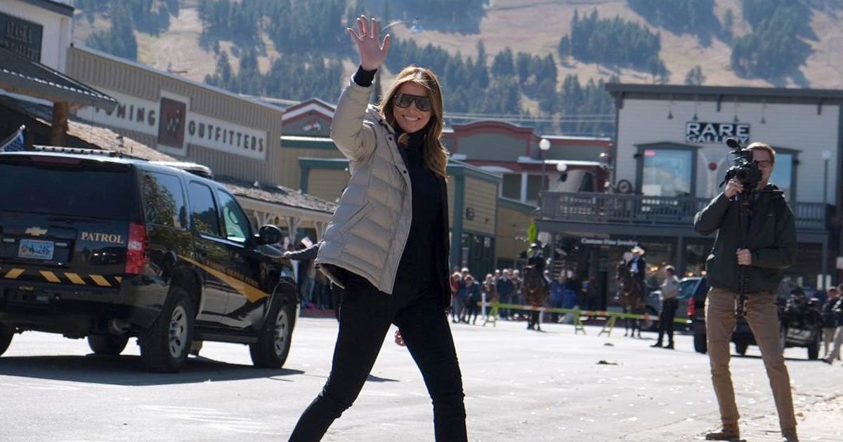 melania trump joined scouts rafting down snake river during her wyoming visit.jpg?resize=412,275 - Melania Trump Met With The Boy Scouts In Wyoming To Promote Her Youth Initiative