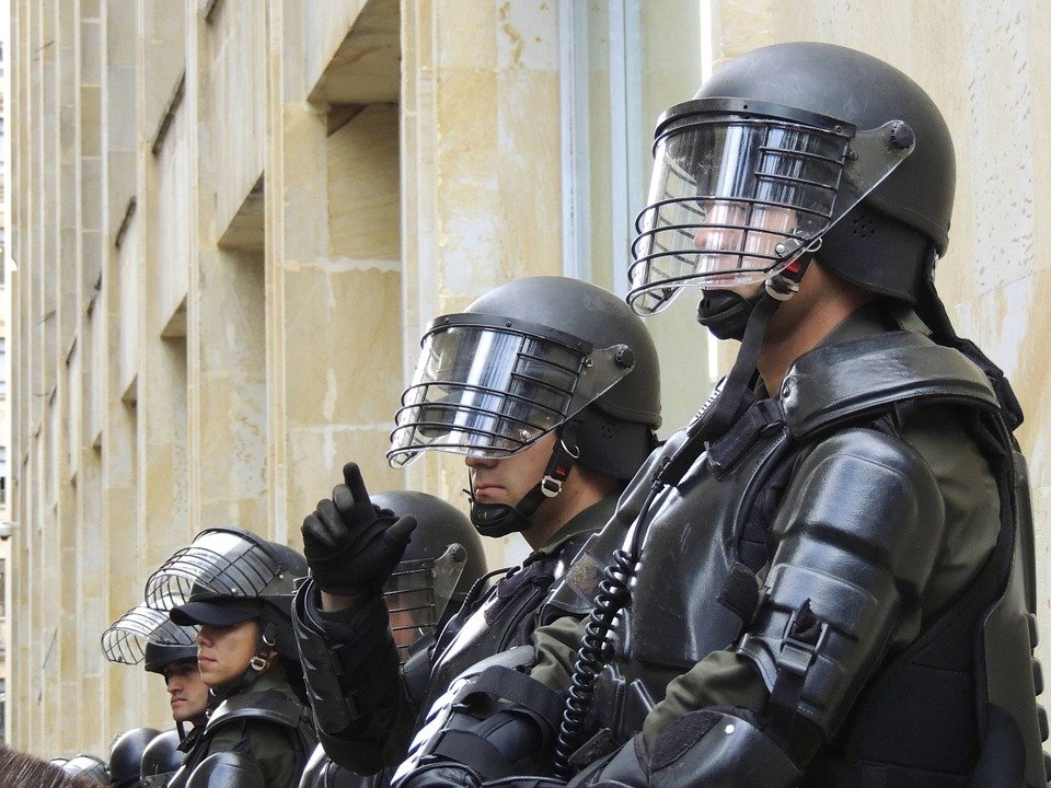 police 4.jpg?resize=1200,630 - Saint-Raphaël: Un homme s'est retranché dans un musée avant de se faire interpeller