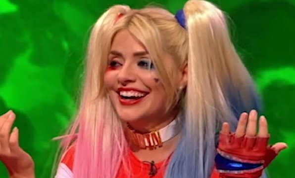 11hw.png?resize=1200,630 - Holly Willoughby Dressed as Harley Quinn and Rocked The Look