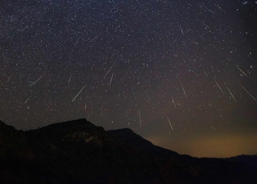 actu fr.jpeg?resize=1200,630 - Préparez-vous : Une pluie d'étoiles filantes est en prévision