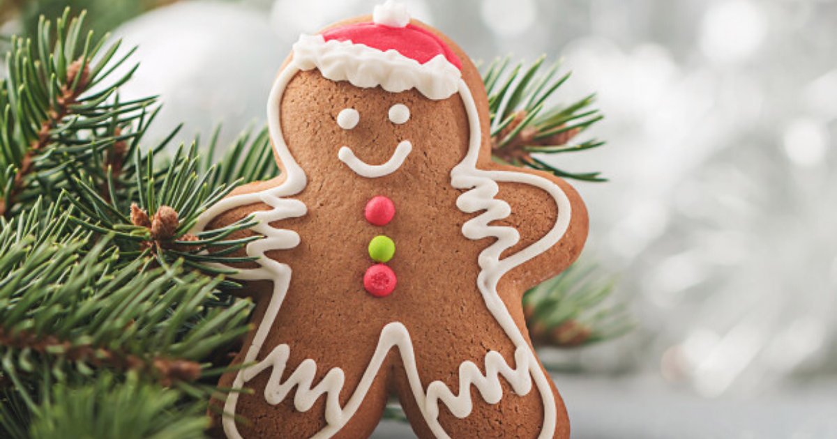 biscuit6.png?resize=412,275 - Cafe Sparked Heated Debate After Changing Gingerbread Men To 'Gingerbread People'