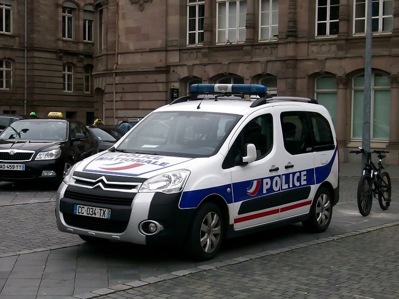 police nationale gare de strasbourg fevrier 2014.jpg?resize=412,232 - Un député suppléant LREM mis en examen pour trafic de drogue