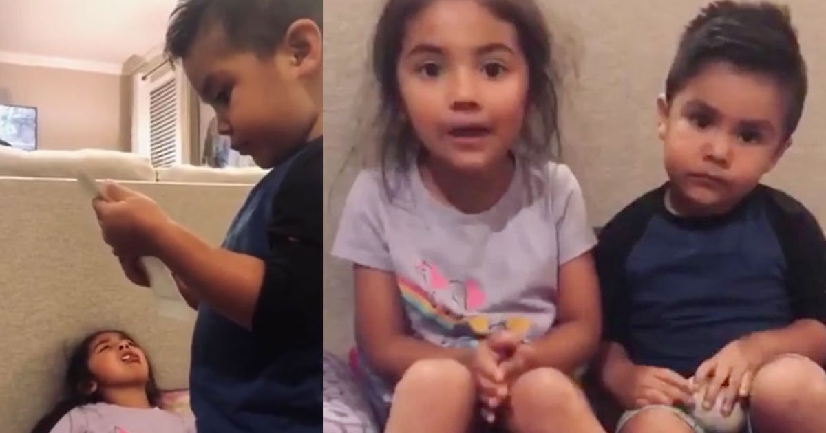 siblings reacted in the cutest way after knowing mom is pregnant with twins.jpg?resize=1200,630 - Siblings' Priceless Reaction To Finding Out Mom Is Pregnant With Twins "That's A Lot! How Can You Take Care Of 4 Kids!"