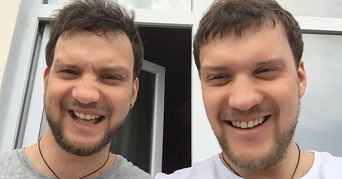 twin brothers face swap app.jpg?resize=412,275 - Voici ce qui s'est passé lorsque ces jumeaux ont utilisé Face Swap