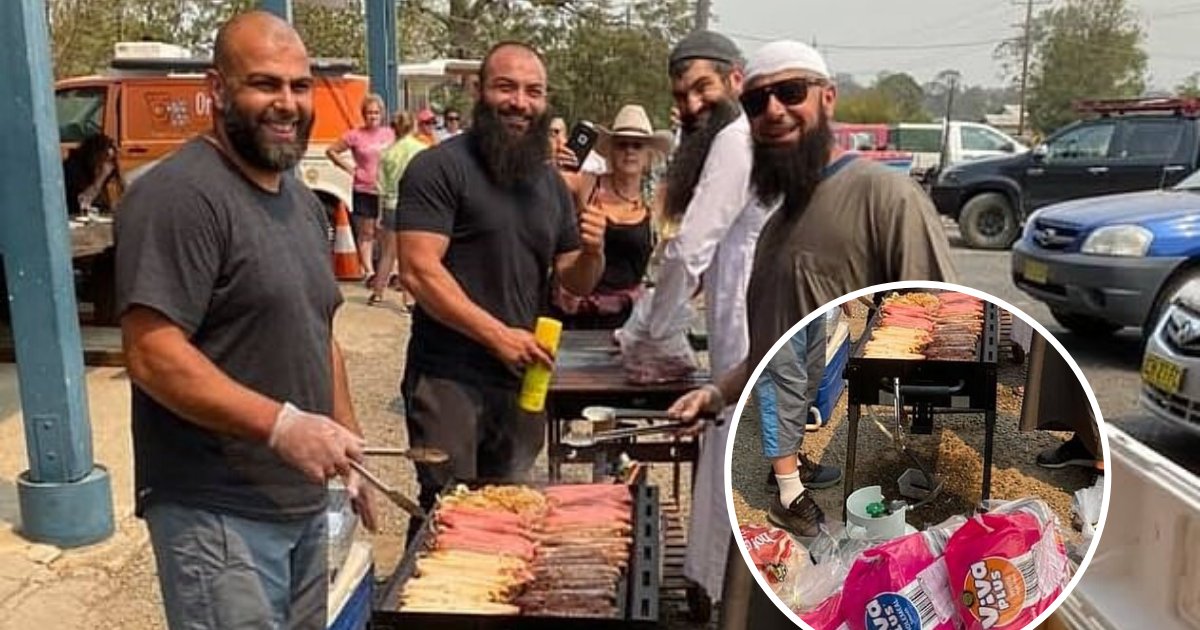 untitled design 52.png?resize=412,275 - Religious Group Drove For Hours To Cook Free Food For Victims Of Bushfires