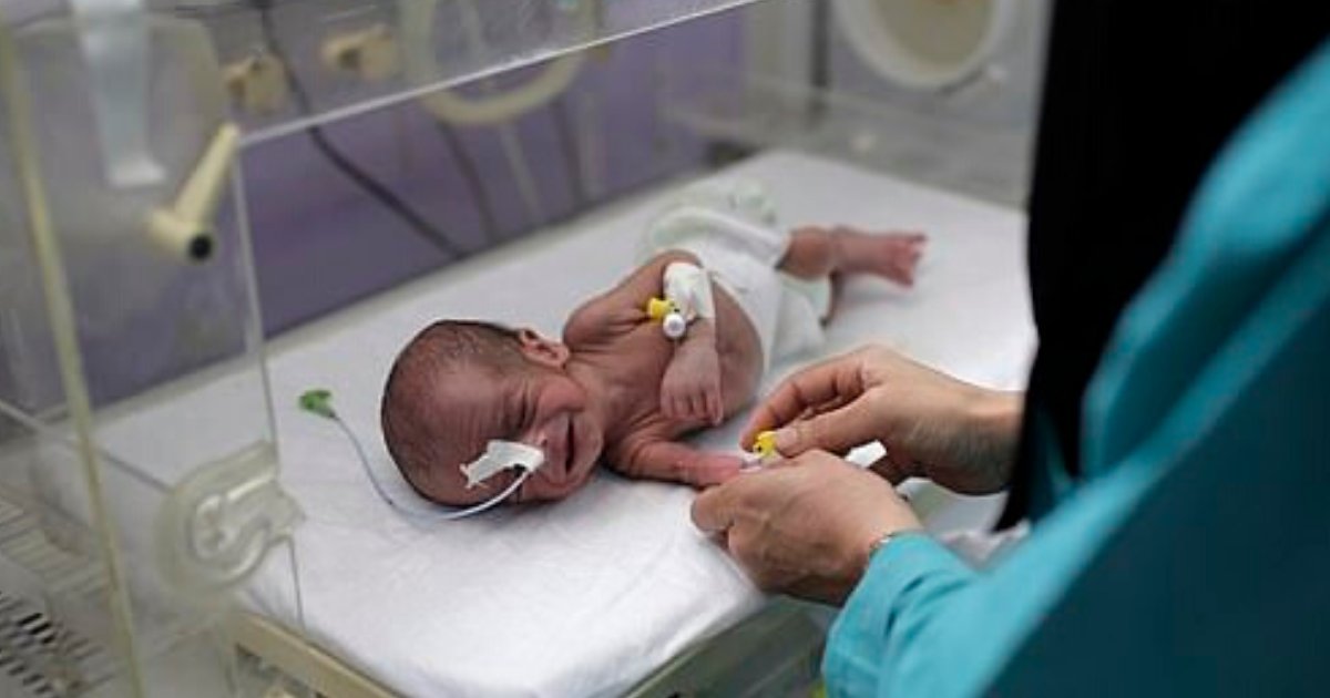 yemen6.png?resize=412,275 - Photos Of Malnourished Baby Reveal Devastating Effects Of Conflict In Yemen