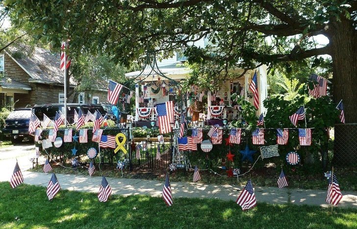 21 Neighbors You’re Lucky Not to Live Next to