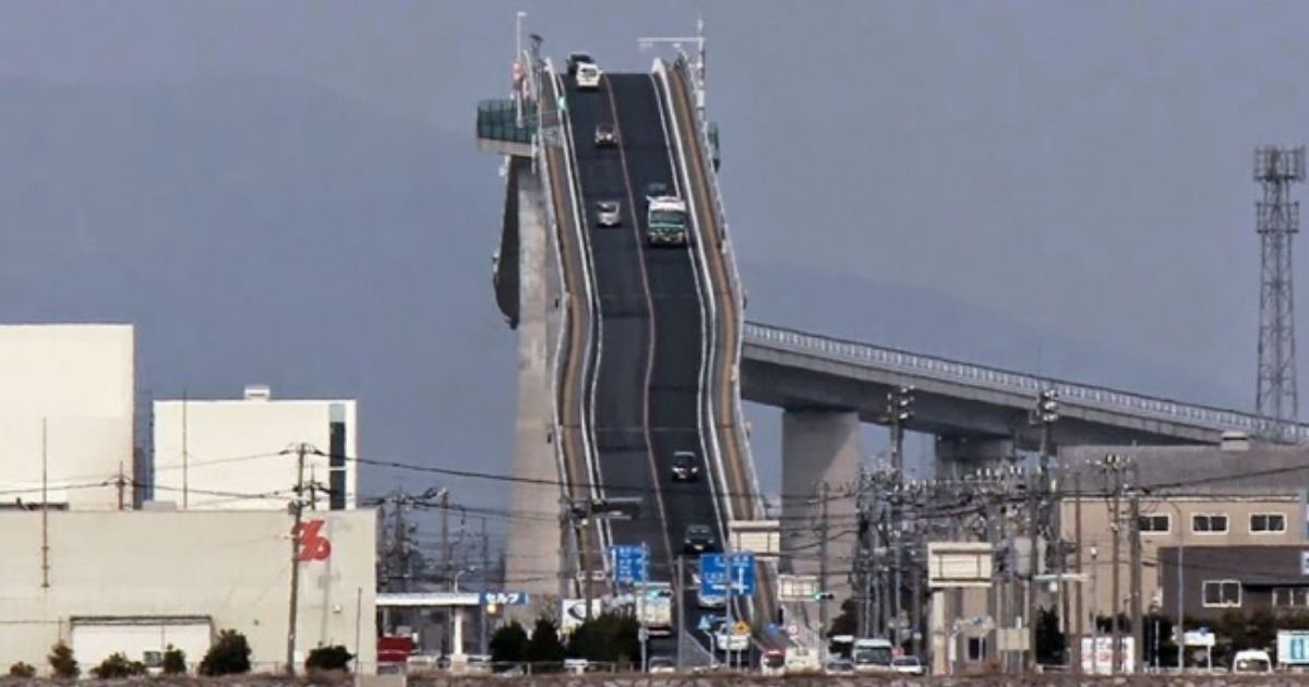 3 188.jpg?resize=412,232 - Famous Bridge In Japan Looks More Like A Roller Coaster