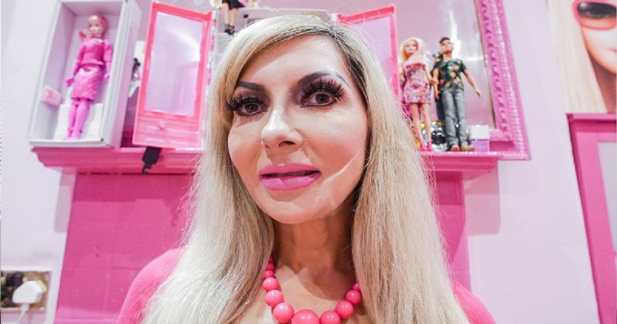 b3 5.jpg?resize=1200,630 - Woman Underwent 100 Surgeries In Her Quest To Become A Barbie