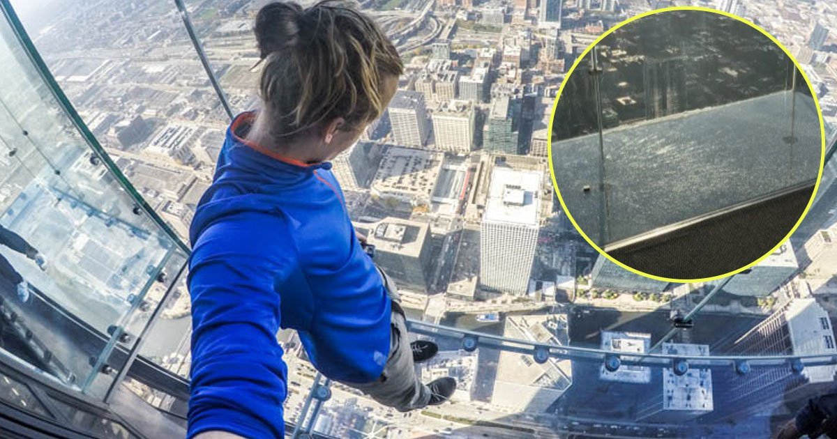 chicago skydeck cracked.jpg?resize=1200,630 - Şikago'nun En Yüksek Kulesinin 103. Katındaki Cam Zemin Turistlerin Ayakları Altında Çatladı