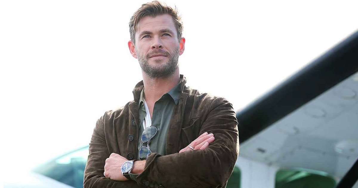 chris hemsworth is auctioning a workout session with him to raise money for firefighters.jpg?resize=412,275 - Chris Hemsworth Auctioned A Workout Session With Him To Raise Money For Firefighters