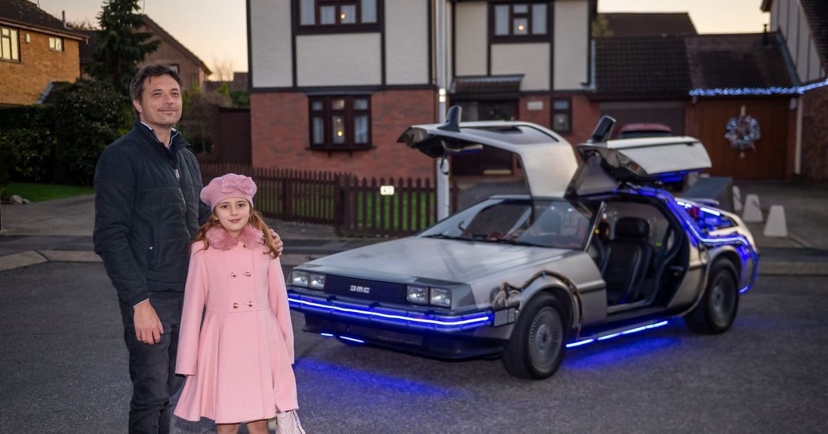 dd.jpg?resize=1200,630 - A Man Spent $105,000 To Bring Back DeLorean To Life, Making It Exactly Like The One From Back To The Future