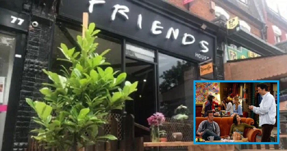 f3 4.jpg?resize=412,275 - A Friends-Inspired Cafe Opened In London So You Could Relive Your Favorite 'Friends' Moments