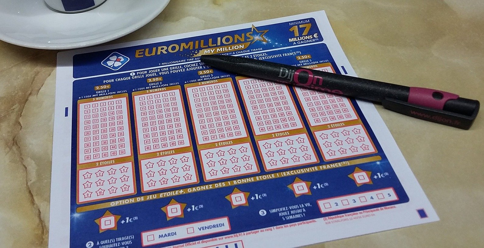 lottery 2276112 1920.jpg?resize=1200,630 - EuroMillions : le gagnant de 2,5 millions d'euros a jusqu'à minuit pour récupérer son gain