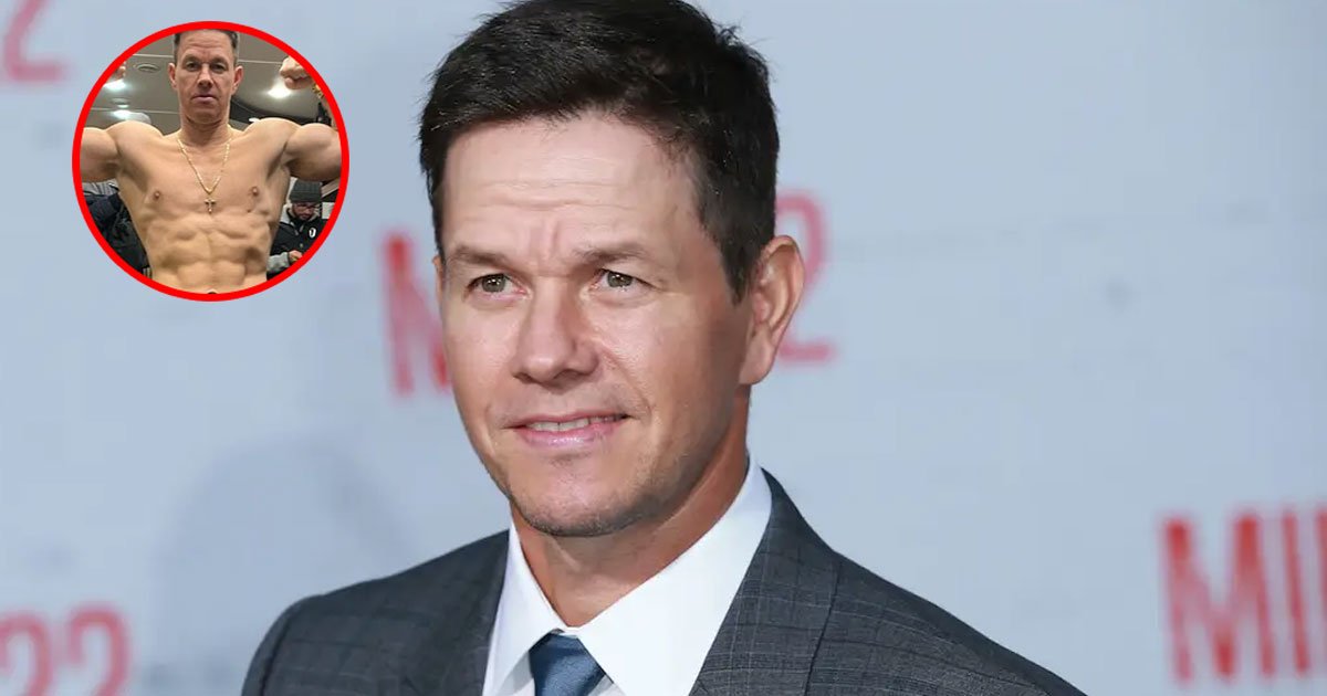 mark wahlberg showed off his amazing muscular body in a new instagram post.jpg?resize=412,275 - Mark Wahlberg Showed Off His Amazing Muscular Body