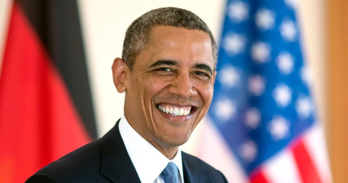 obama5.png?resize=412,275 - Barack Obama Shared A Picture Of His Family Serving Food On Thanksgiving