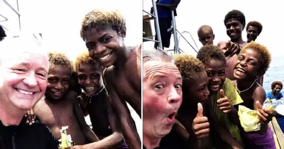 s4.jpg?resize=412,275 - Scuba Divers And People From A Traditional Village Had A Heartwarming Encounter At Sea