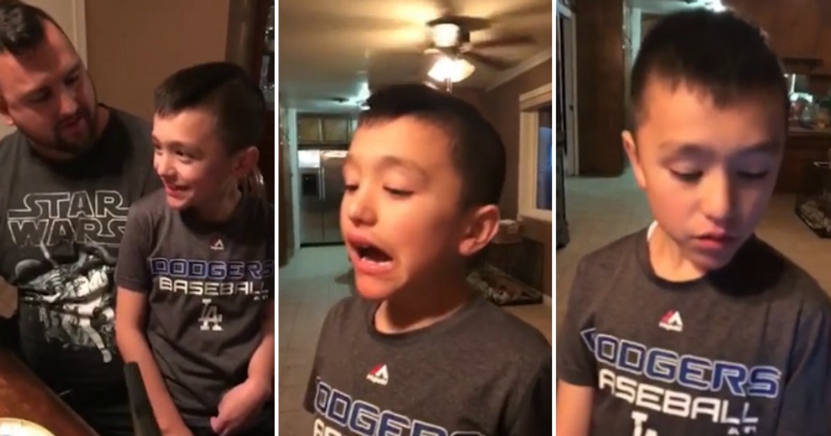 1 31.png?resize=412,232 - An Autistic Boy Leaves Everyone Crying As He Sings "Hallelujah"
