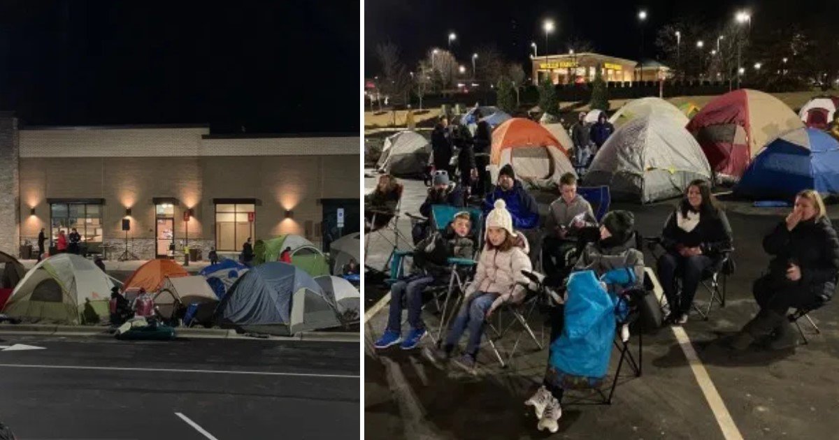 4 34.jpg?resize=412,275 - Des personnes ont campé devant un restaurant pour avoir la chance de gagner de la nourriture gratuite pendant 1 ans !