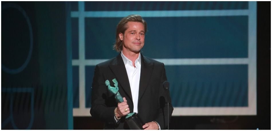 brad pitt 3.jpg?resize=1200,630 - Brad Pitt plaisante en disant qu'il va ajouter sa victoire aux SAG à son profil Tinder et internet s'emballe