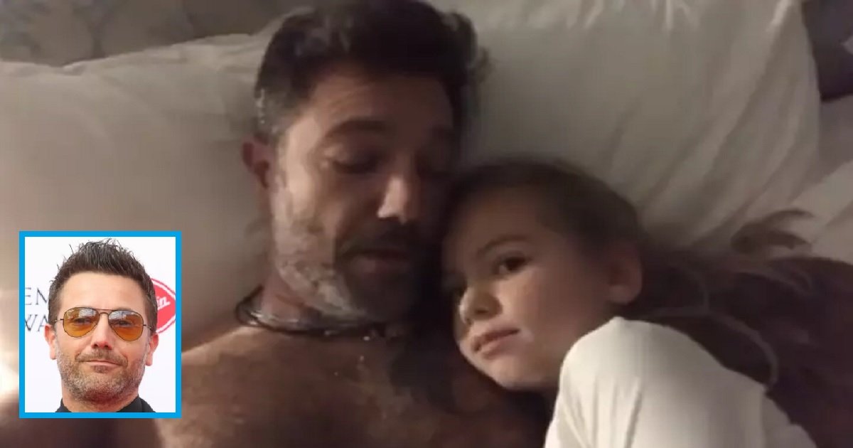 c3.jpg?resize=412,275 - Celebrity Chef, Gino D'Acampo, Defended Cuddling Video With His Daughter