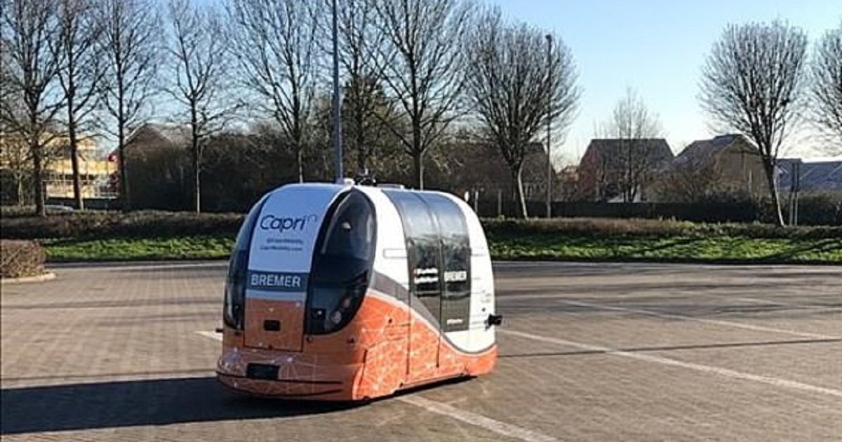 d3 5.jpg?resize=412,232 - Futuristic "Driverless Pods" Went On Trial Run At A Shopping Center In UK