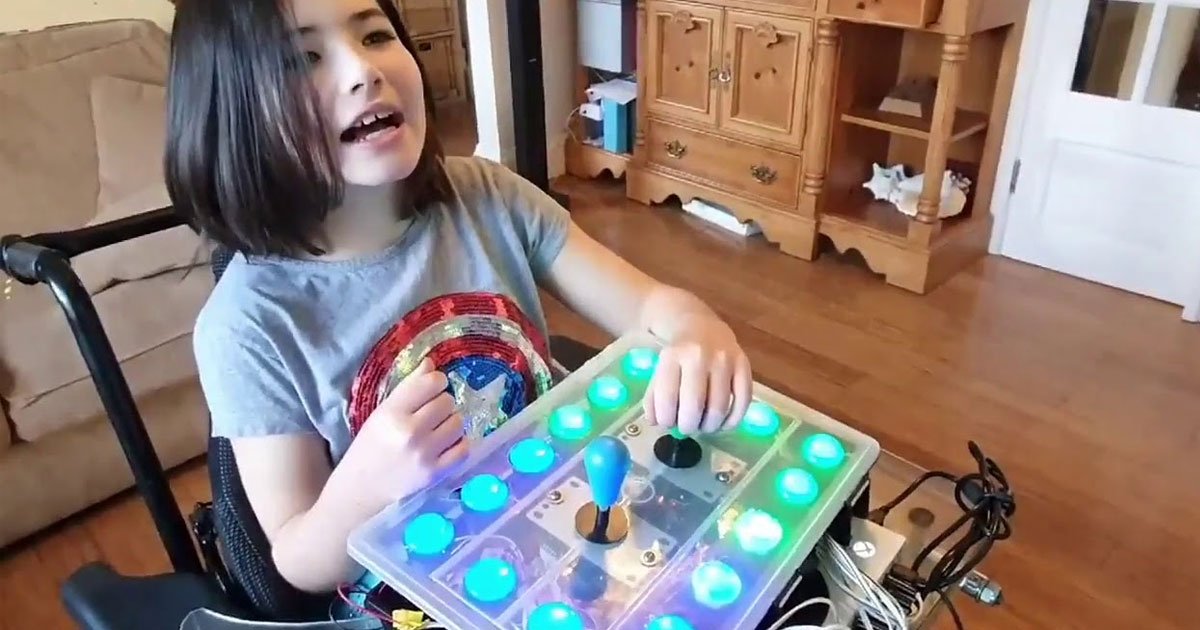 dad built custom xbox adaptive controller so daughter can play breath of the wild.jpg?resize=412,275 - Dad Built A Custom Xbox Adaptive Controller So Daughter Could Play 'Zelda: Breath Of The Wild'