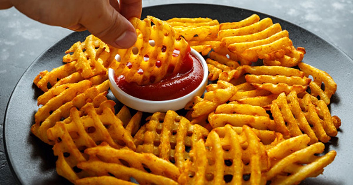 how to make potato waffles.jpg?fit=1024%2C538&ssl=1&strip=all - This Is How You Can Make Potato Waffles Instantly