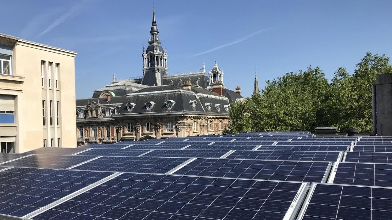 panneaux solaires 1.jpg?resize=412,275 - À Roubaix, la municipalité a mis six mois pour se rendre compte que ses panneaux solaires n’étaient pas branchés