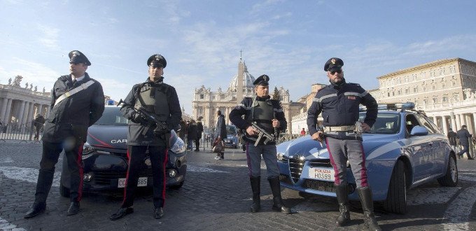 Resultado de imagen de policia del vaticano
