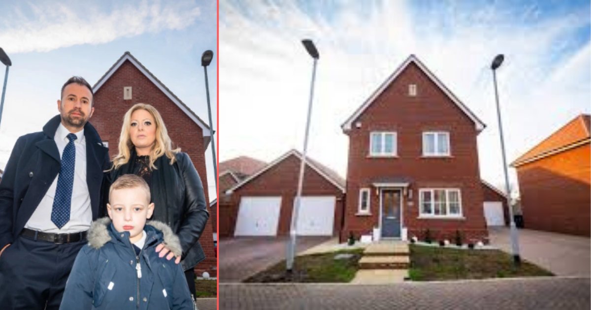 4 7.png?resize=412,232 - Family Was Extremely Upset As Two Wrongly Placed Lampposts Appeared In Their Garden