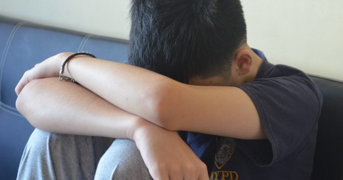 fotomelia e1581689985208.jpg?resize=1200,630 - Marseille : Un adolescent de 13 ans se suicide en rentrant du collège