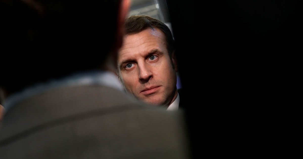 macron.jpg?resize=1200,630 - Président pas content: Emmanuel Macron a sèchement recadré un étudiant au salon de l'agriculture !