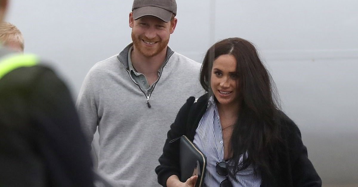 untitled 1 60.jpg?resize=1200,630 - Harry And Meghan Went Eco-friendly As They Chose Commercial Flight To Travel