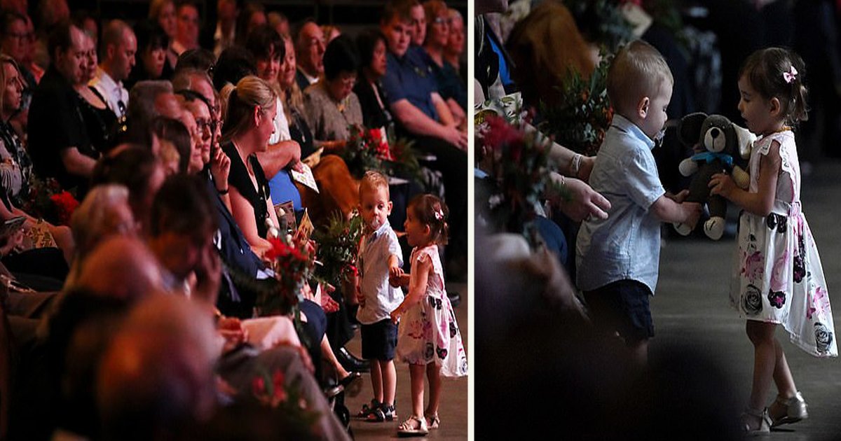 untitled 1 86.jpg?resize=412,275 - Children Who Lost Their Firefighter Dads In Australia's Bushfire Shared A Teddy Bear During State Memorial Service