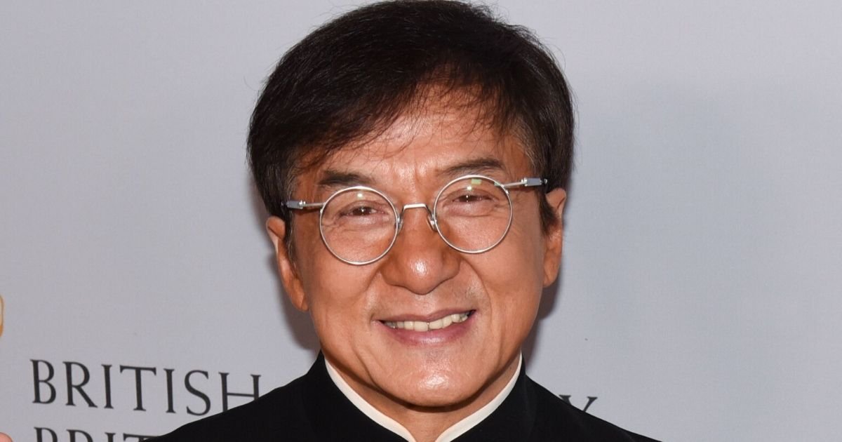 vonjour.jpg?resize=412,275 - L'acteur Jackie Chan se dit prêt à offrir 130 000 euros à quiconque trouvera un vaccin contre le coronavirus