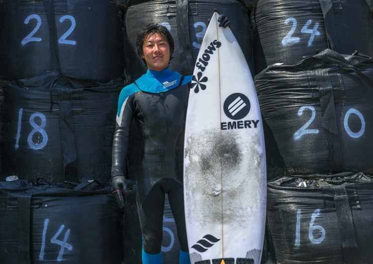 Resultado de imagen de surfista fukushima