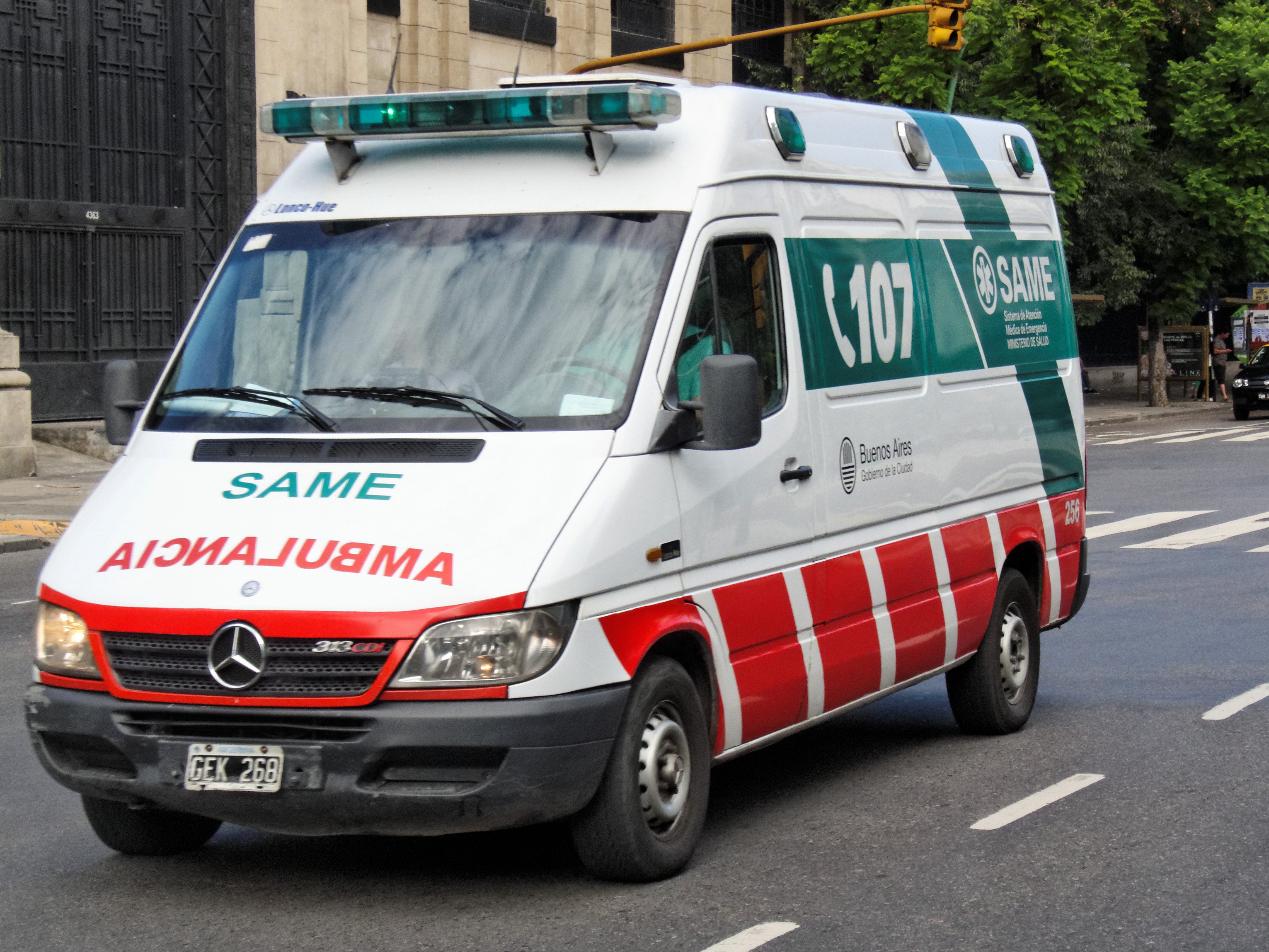 Resultado de imagen de ambulancia argentina