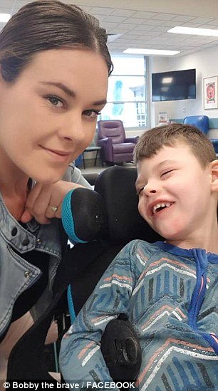 Jetstar passenger forced to carry disabled son up stairs of plane ...