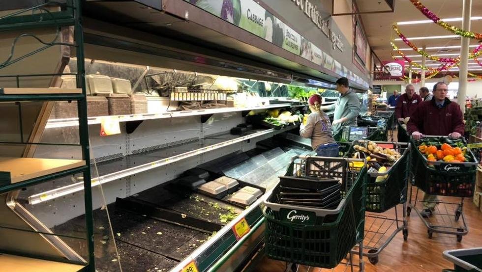 Un supermercado tira 31.000 euros en comida porque una mujer tose ...