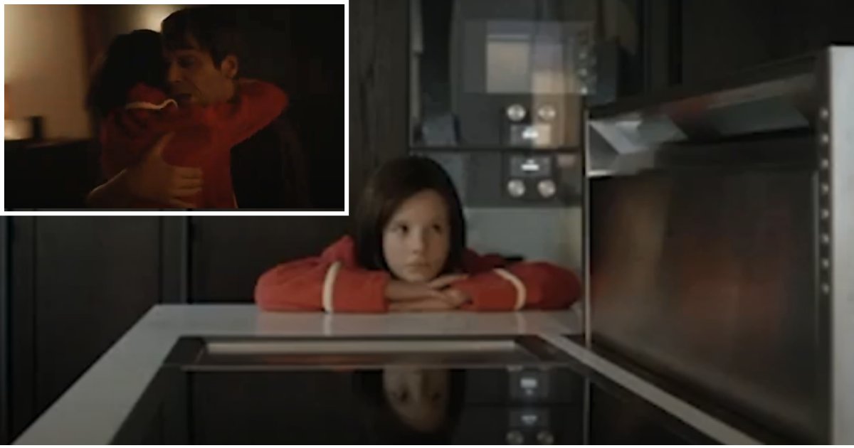 3 3.png?resize=412,275 - Film Shows An Adult Man In A Relationship With A 10-Year-Old Robot