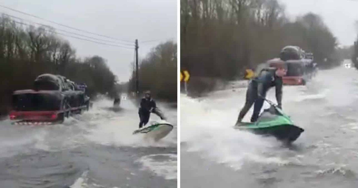 3 6.jpg?resize=412,232 - Jet Skiers Used The Storm To Their Benefit By Performing Tricks On Flooded Roads