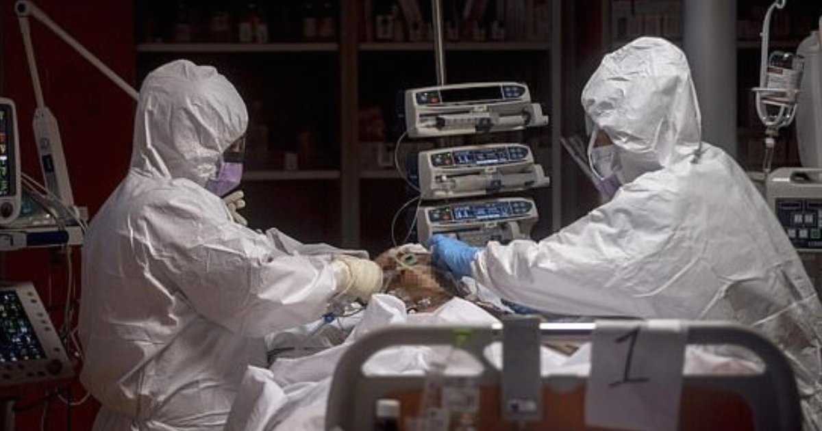 doctors5 1.png?resize=412,275 - 37 Italian Doctors Passed Away From Coronavirus With More Than 6,200 Medical Staff Infected