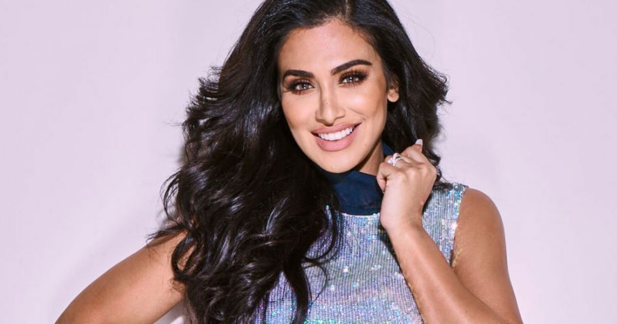 huda kattan is donating 100000 to makeup artists who may be struggling financially due to the coronavirus pandemic.jpg?resize=412,275 - Huda Kattan Donated $100k To Makeup Artists Who May Be Struggling Financially Due To The Coronavirus Pandemic