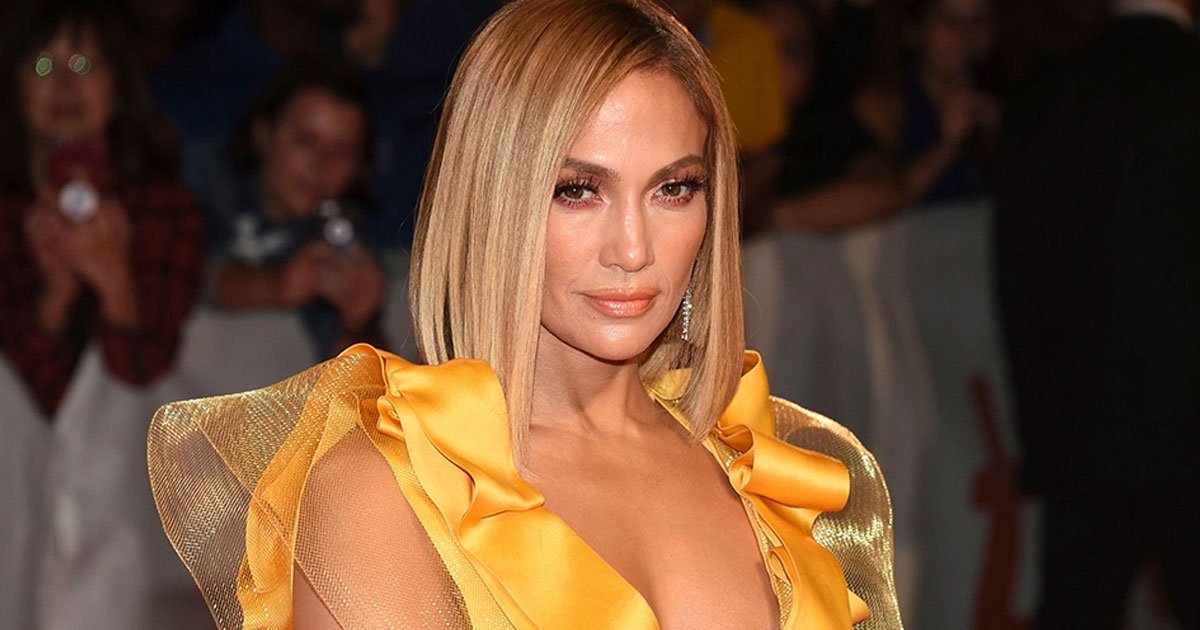 jennifer lopez revealed she felt sad after hustlers oscar snub.jpg?resize=1200,630 - Jennifer Lopez Revealed She Felt 'Sad' After She Wasn't Nominated For Hustlers Oscar